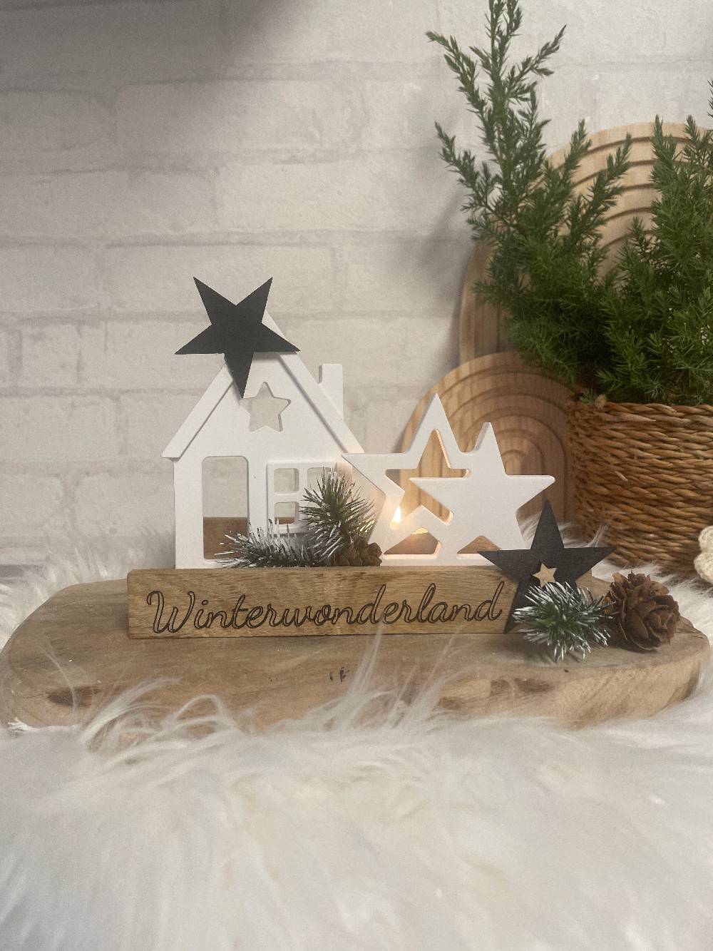 KB Socken Lichthaus, Weihnachtsdeko, Advent, Teelichthalter, Windlicht, Stern, Haus, Skandi, Weihnachten, Wohnzimmer Deko, Holzdeko Wohnzimmer Versandkostenfrei