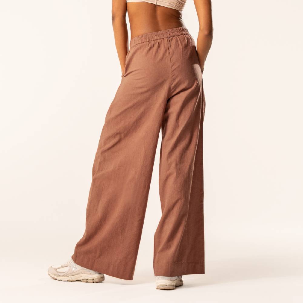 LIVING CRAFTS DUYEN - Weite Bundfaltenhose - Brown Räumungsverkauf