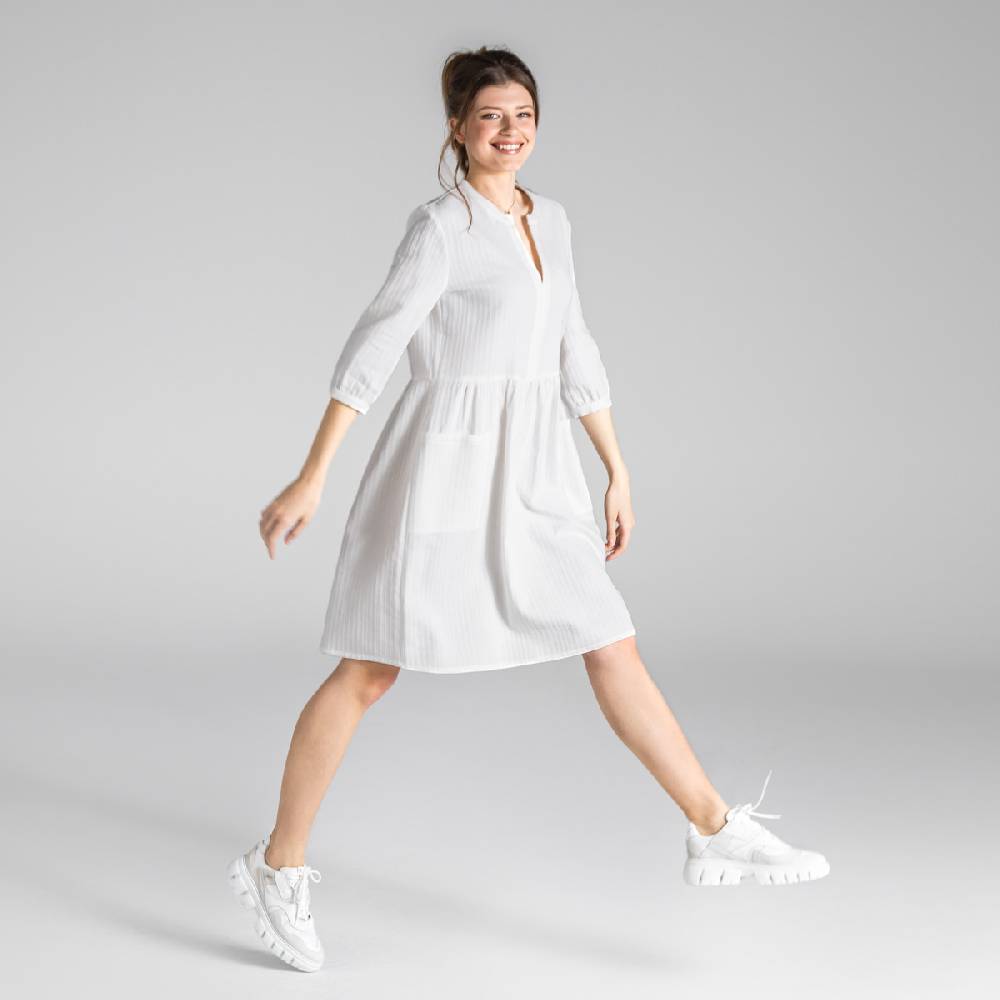LIVING CRAFTS BLOSWEN - Seersucker Kleid - White Bis zu 55% Rabatt