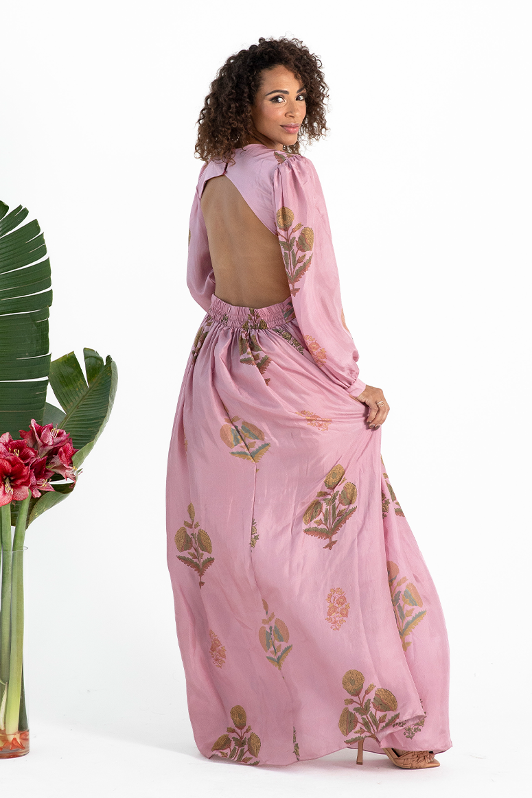 NEUHEITEN Rio Kleid Blushbliss Nur noch ein Tag übrig