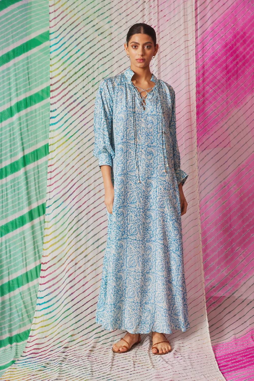 NEUHEITEN Mitchell Kleid Brook Stream 2025