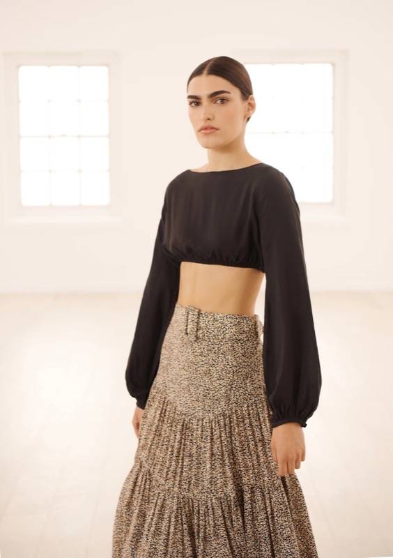 RESORTWEAR Bella Top Nero Letzte 3 Tage