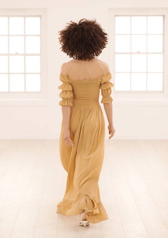 RESORTWEAR Lora Kleid Sand Muttertagsangebot