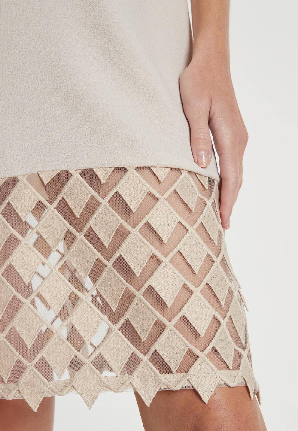 Ana Alcazar A-Linienkleid Lacy Vierteljährliche Förderung