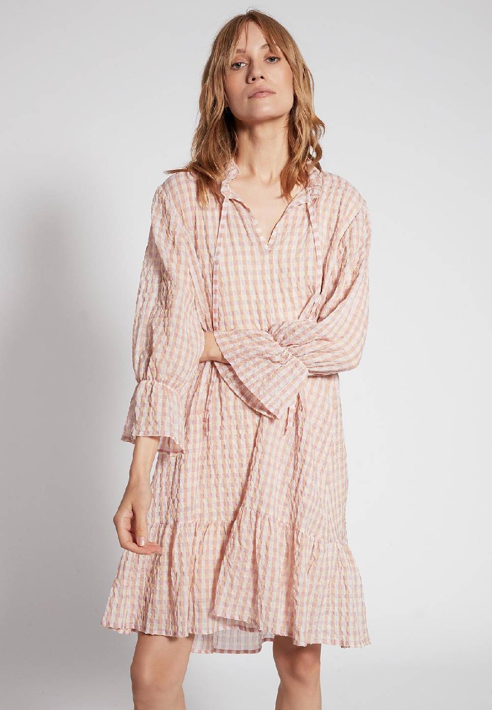 Ana Alcazar Rüschenkleid Fafone Letzte 3 Tage