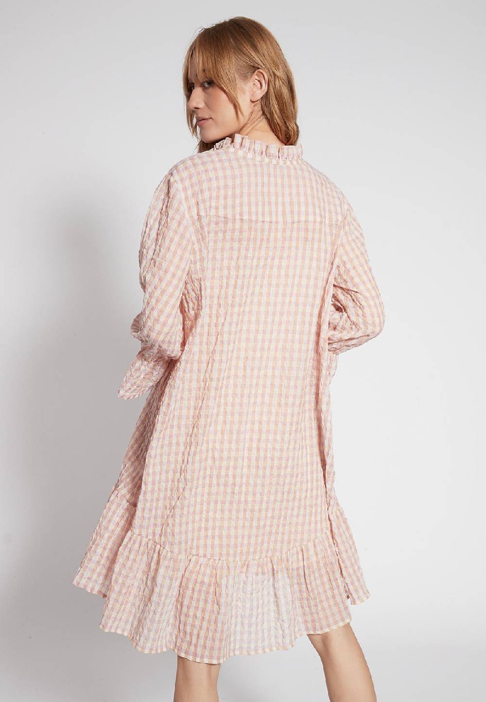 Ana Alcazar Rüschenkleid Fafone Letzte 3 Tage