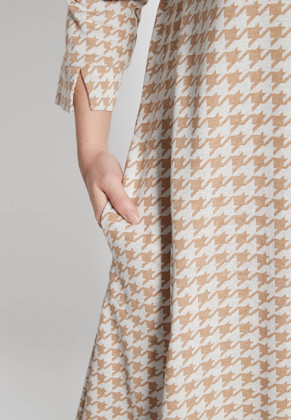 Ana Alcazar Rollkragenkleid Hepane Schlussverkauf