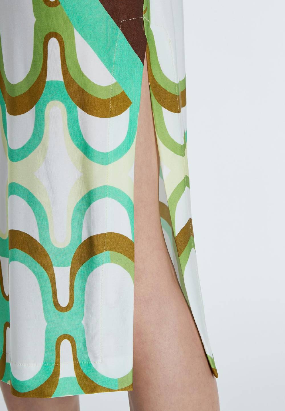 Ana Alcazar Midikleid Rihali Neueste Mode