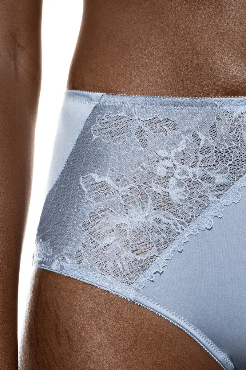Merxx Taillen-Slip Serie Luxurious Nur noch ein Tag übrig