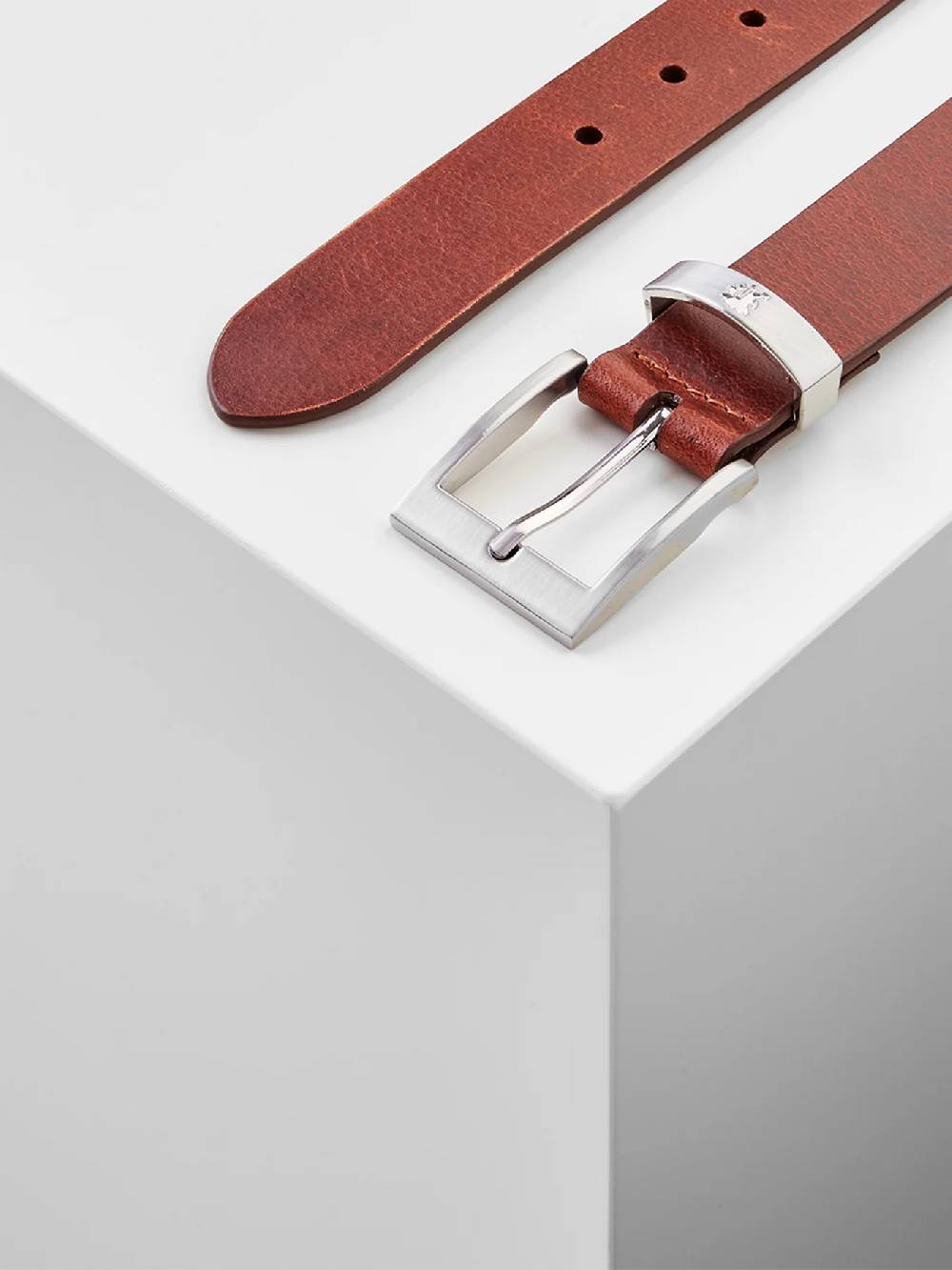 Lerros 5003007 RIEM MET METALEN ELEMENTEN (740 COGNAC) Black Friday