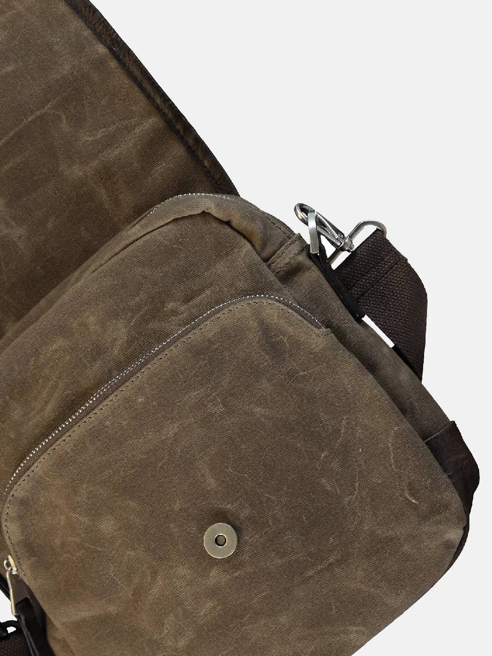 Lerros 5002071 COLUMBUS SLANKE MESSENGERTAS (645 GRANITE) Preisnachlass
