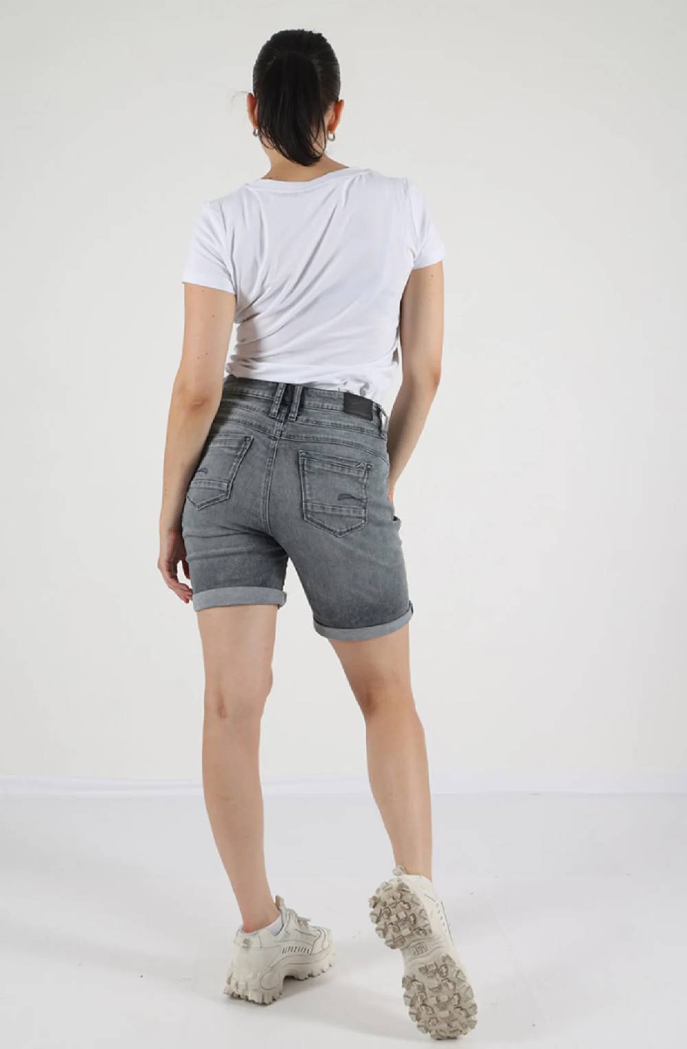 M.O.D BETTINA SHORTS SP24-2057 (albama grey 1986) Letzte 2 Tage