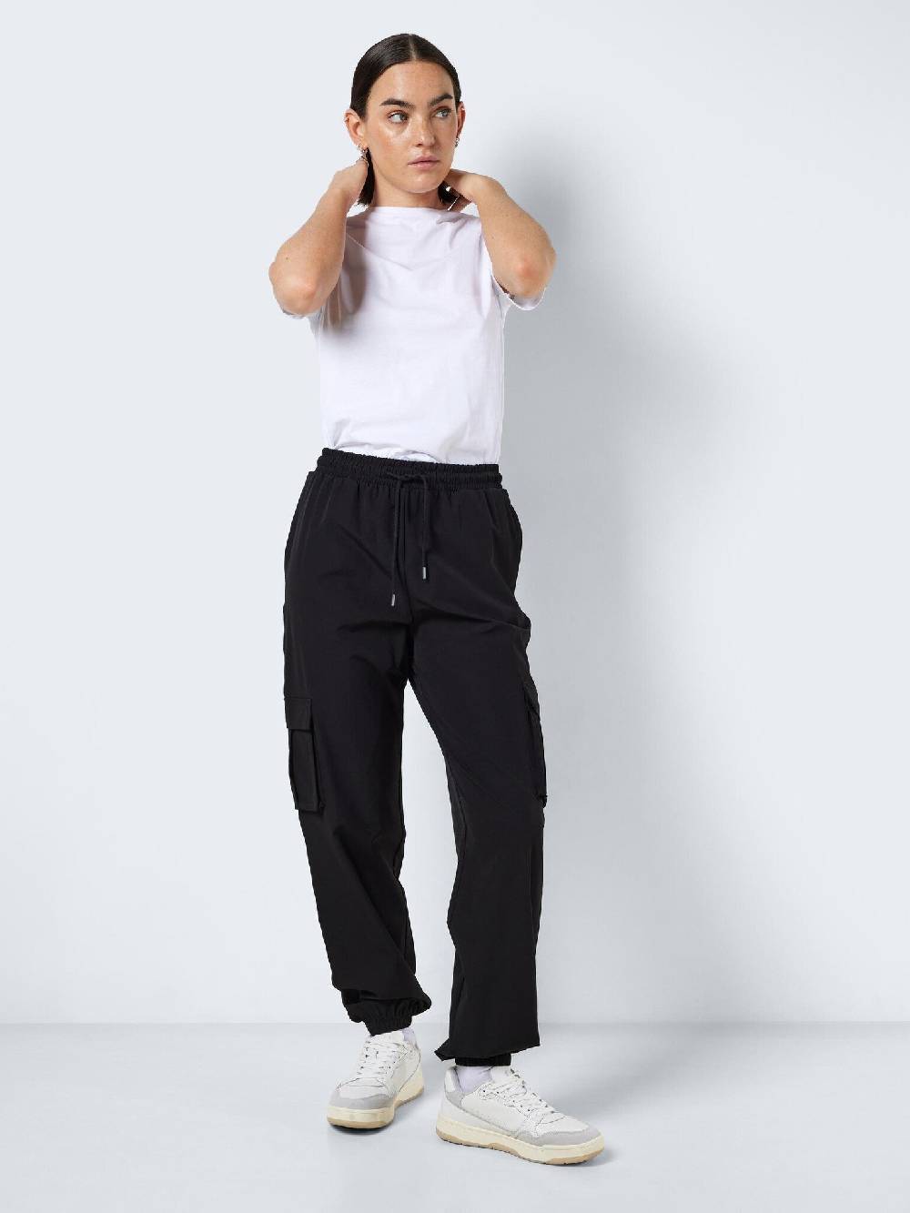NOISY MAY KIRBY HW Cargo Pants (Black) Nur für heute
