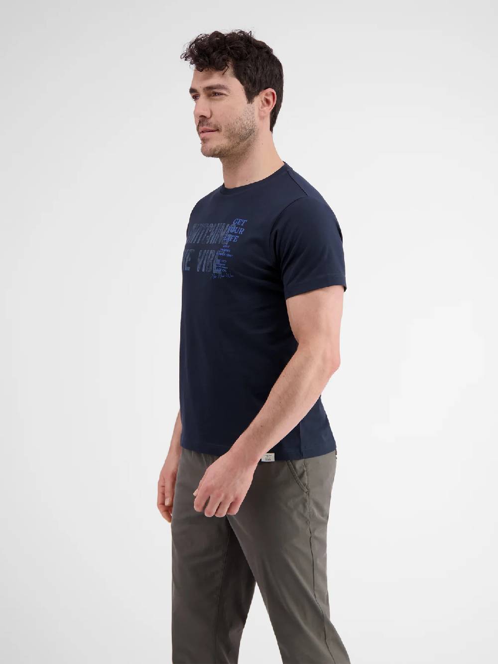 Lerros 2423005 EFFEN T-SHIRT PRINT OP DE BORST (485 CLASSIC NAVY) Speichern exportieren