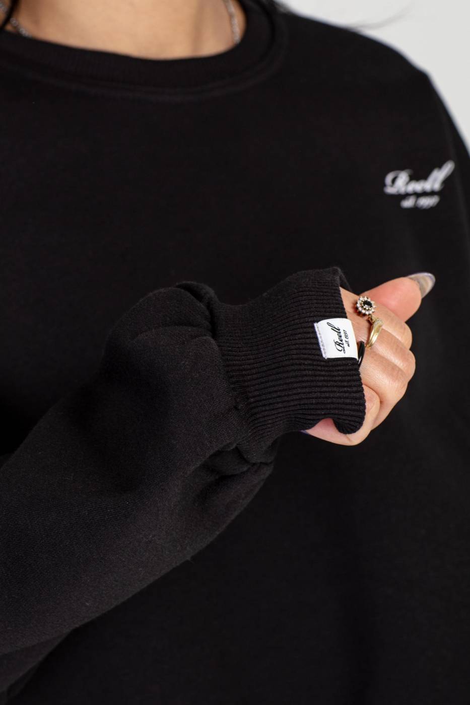 Reell Women Amara Crewneck Cyber Monday