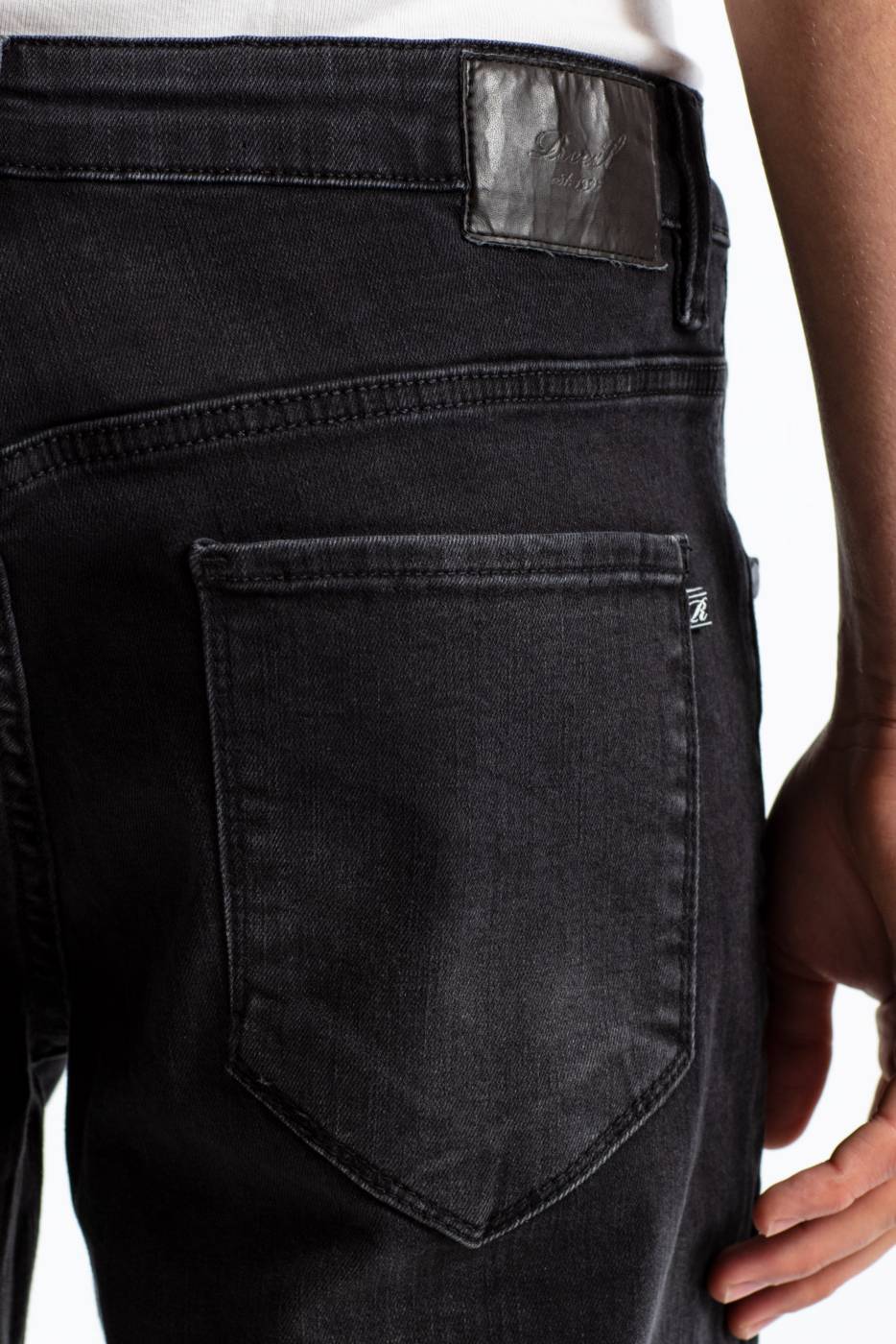 Reell Rafter Short 2 Fabrikladen