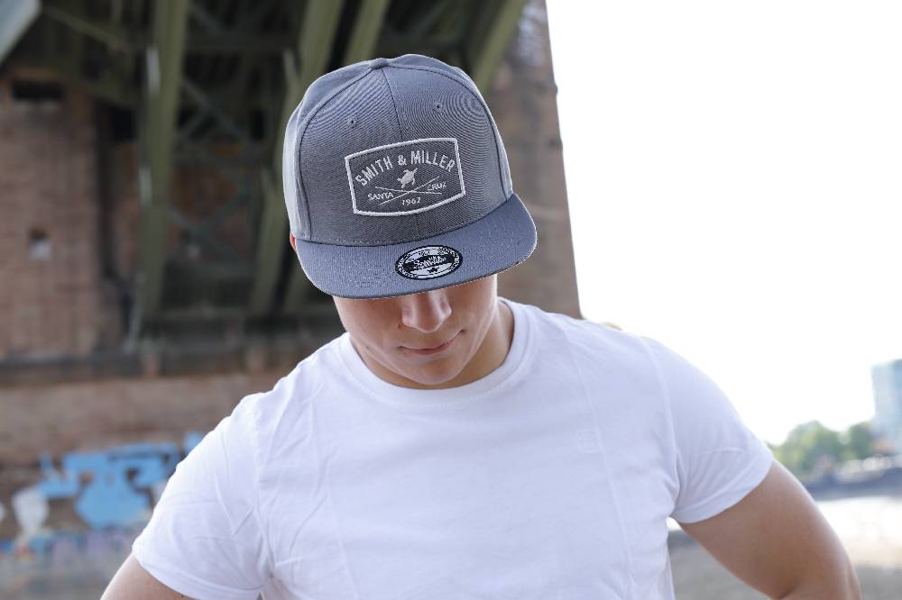 Smith & Miller Lambert Unisex Flat Snapback Cap, charcoal Riesige Ersparnisse