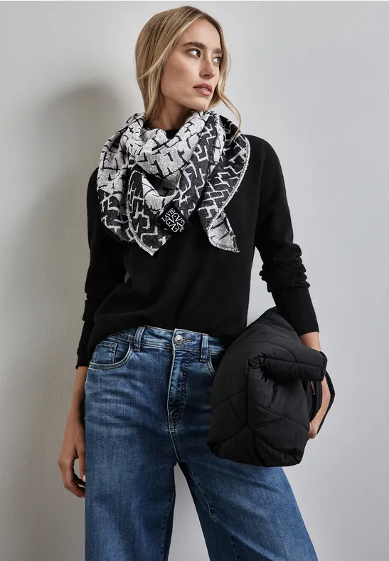 Street One Bouclé Dreickstuch Wochenangebot