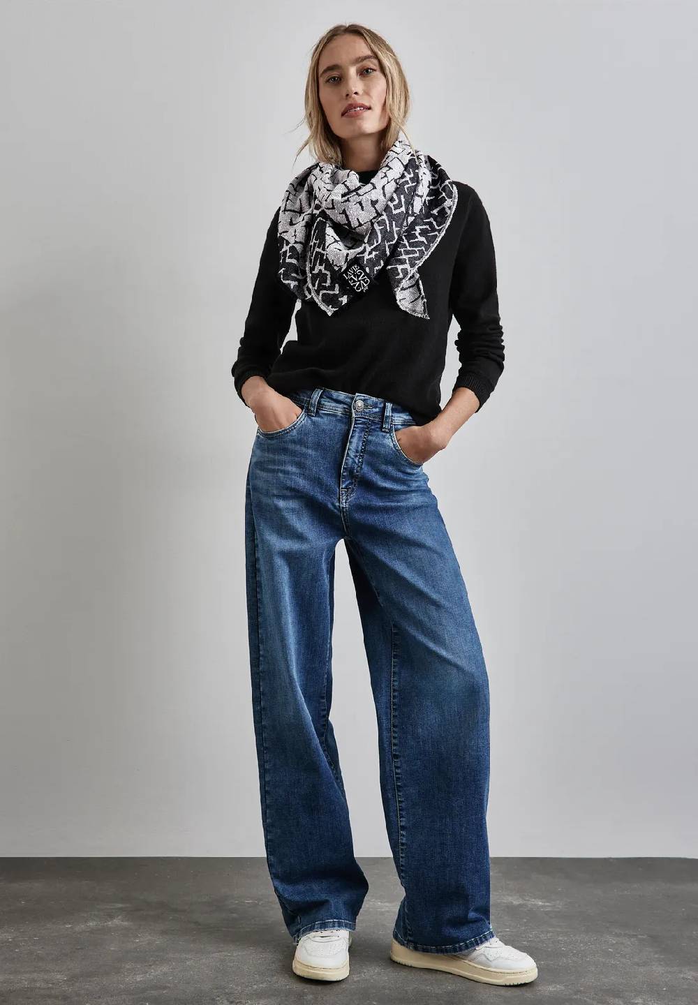 Street One Bouclé Dreickstuch Wochenangebot
