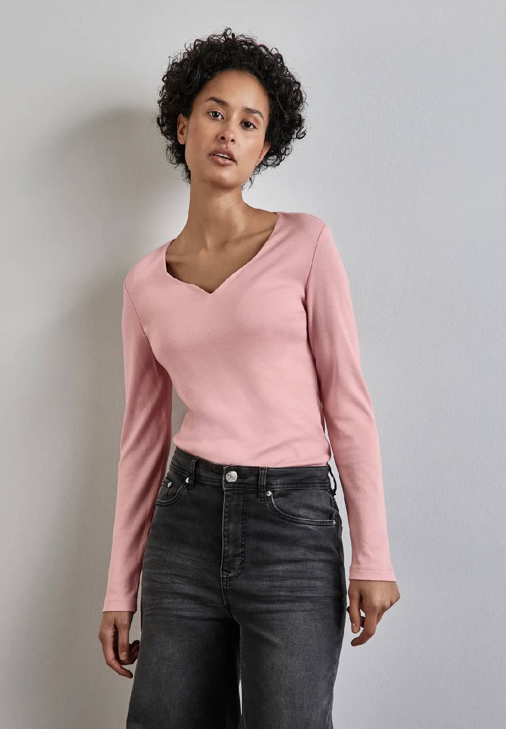 Street One Shirt mit Herzausschnitt Jubiläumsangebot