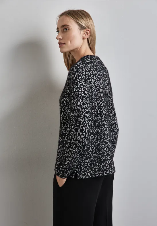 Street One Flauschiges Leo-Shirt 2025