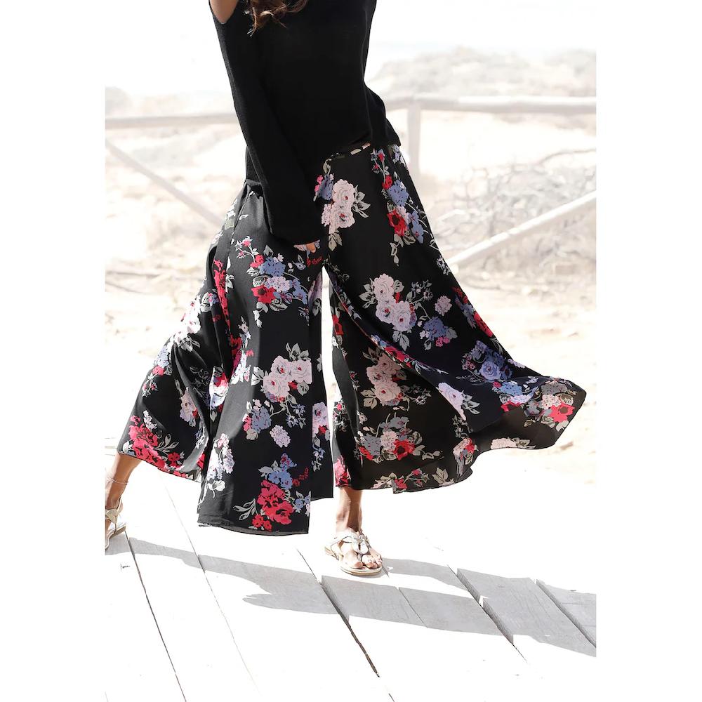 LASCANA Hosenrock mit Blumenprint Culotte extraweites Bein Wochenangebot