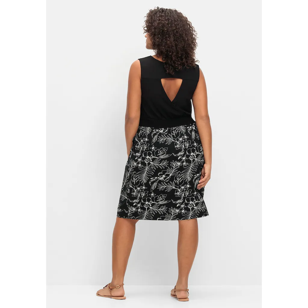 Sheego Jerseykleid »Große Größen« in Wickeloptik mit Cut-out hinten Hotsell