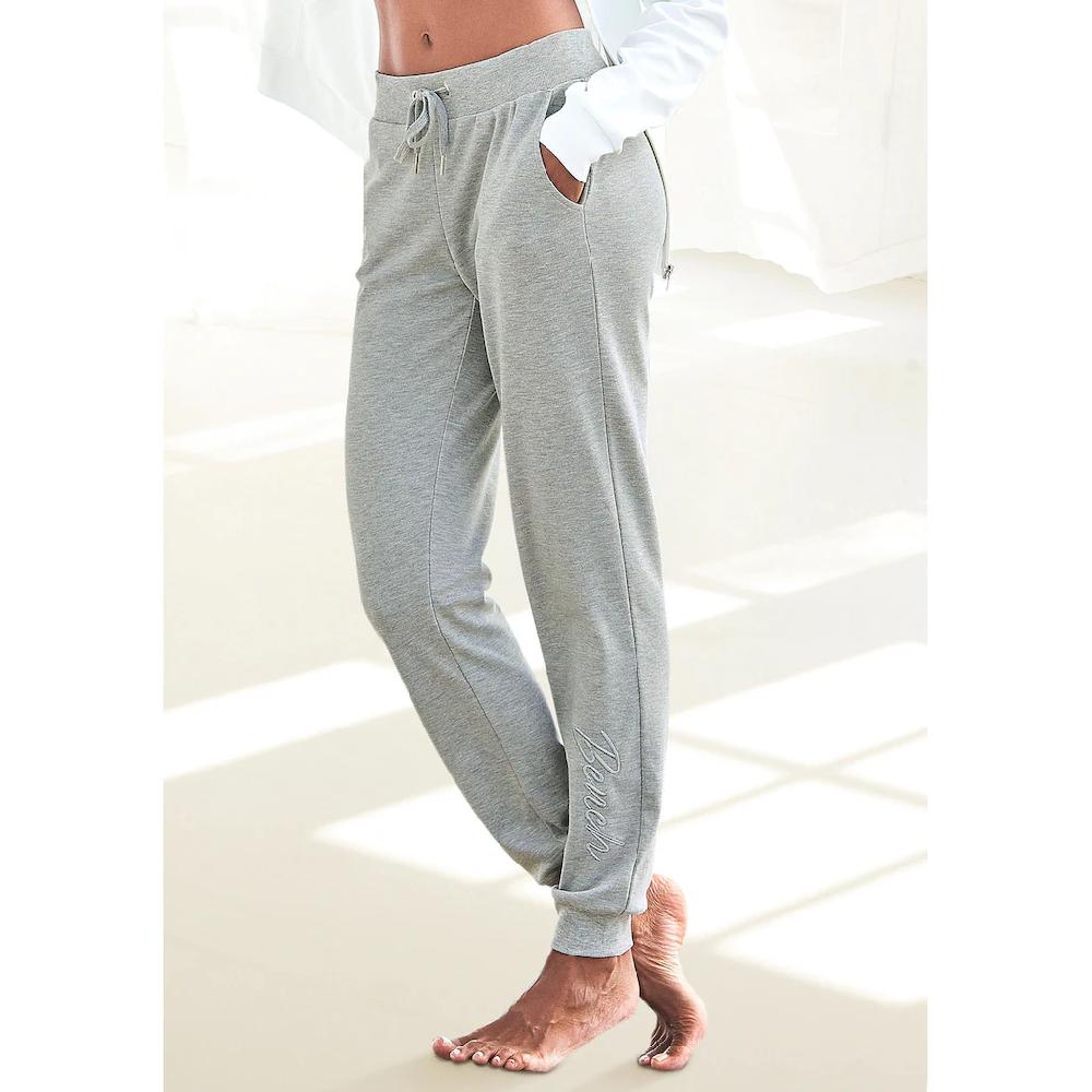 Bench. Loungewear Relaxhose mit glänzender Logostickerei Loungeanzug Letzte 2 Tage